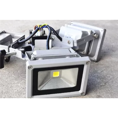 Spot d'éclairage à 3 LED - Pour tente pliante